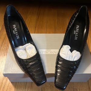 Women’s black high heel shoes, size 6 1/2